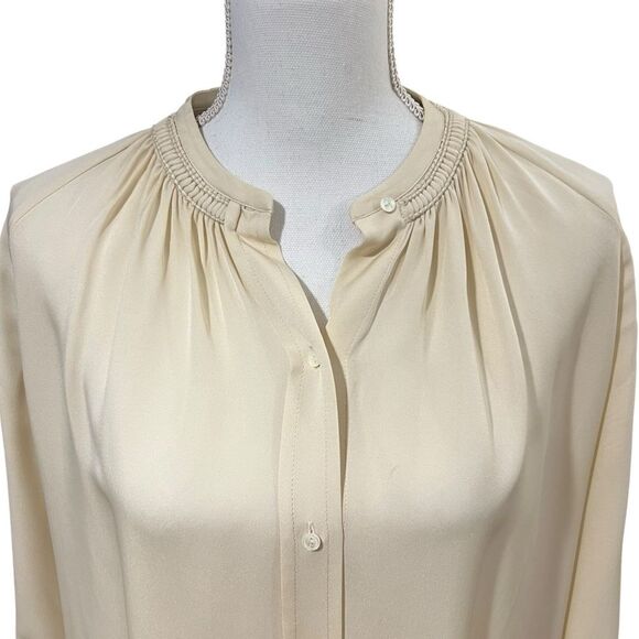 Vince Pleated Shirred Silk Top SMALL Cream Minimalist Old Money Capsule Wardrobe - Picture 3 of 12